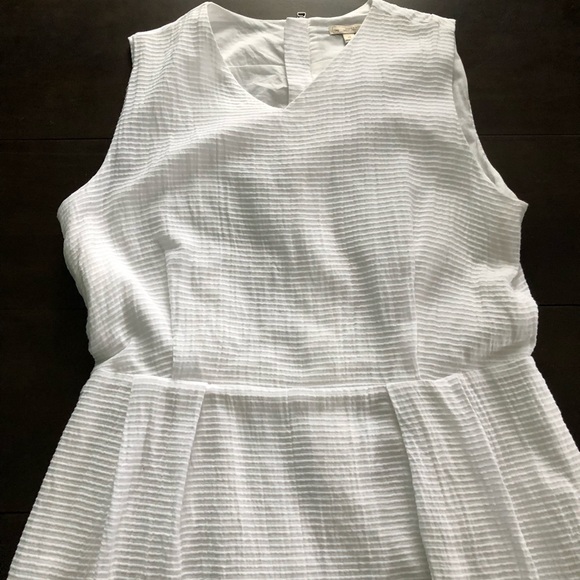 GAP Sleeveless Dress - Picture 3 of 5